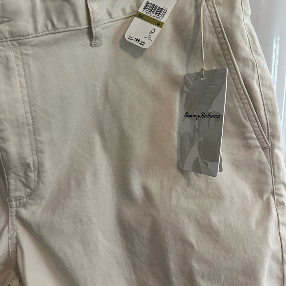 Tommy Bahama Borocay 8 Inch Flat Front Shorts - Picture 4 of 7